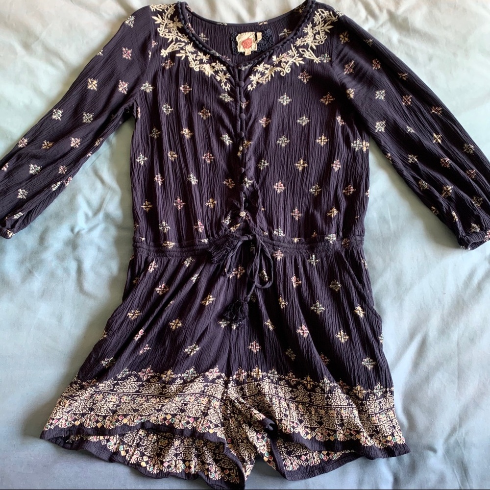 Lilka Anthropologie Starflower Embroidered Romper